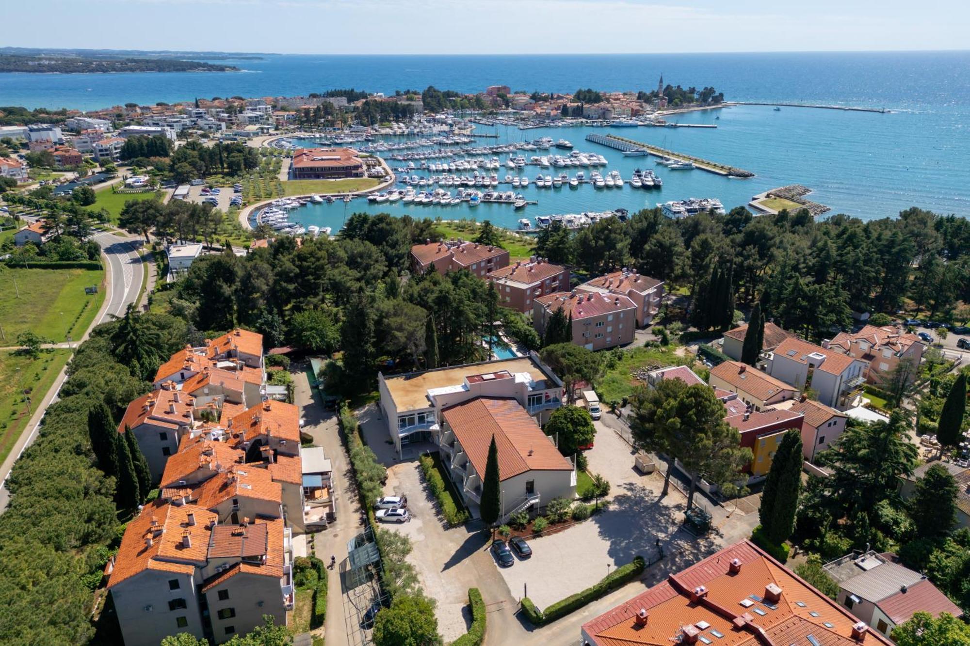 Hotel Emaus Novigrad Istria Kültér fotó